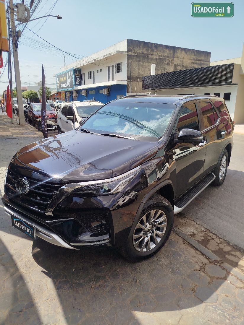 Toyota Hilux SW4 SRX 2.8 4x4 TDI Automático Diesel 2022/2022 — foto 2 de 10