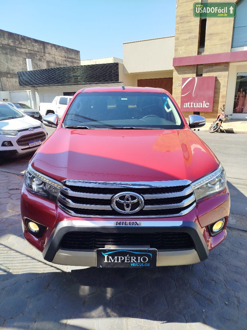 Toyota Hilux SRX CD 2.8 4x4 TDI Automático Diesel 2017/2018 — foto 2 de 10