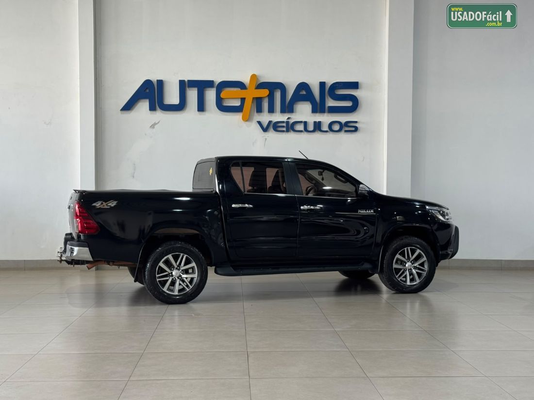 Toyota Hilux SRX CD 2.8 4x4 TDI Automático Diesel 2018/2018 — foto 12 de 13