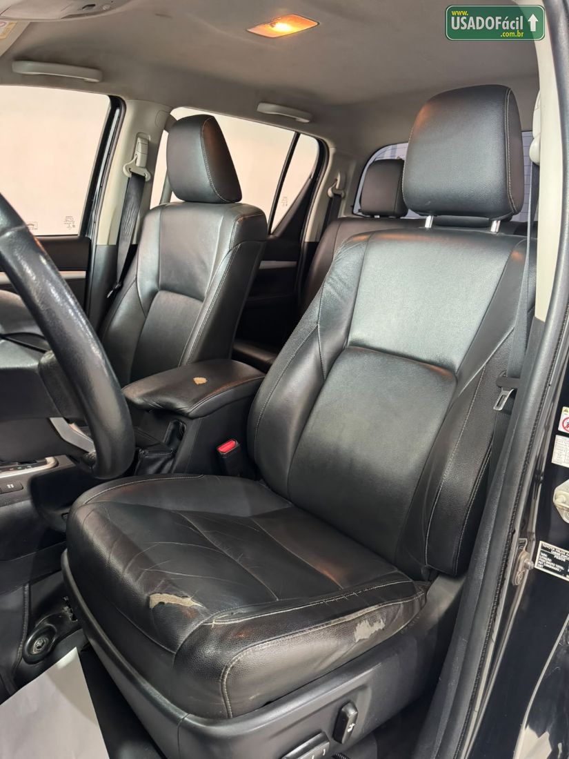 Toyota Hilux SRX CD 2.8 4x4 TDI Automático Diesel 2018/2018 — foto 6 de 13