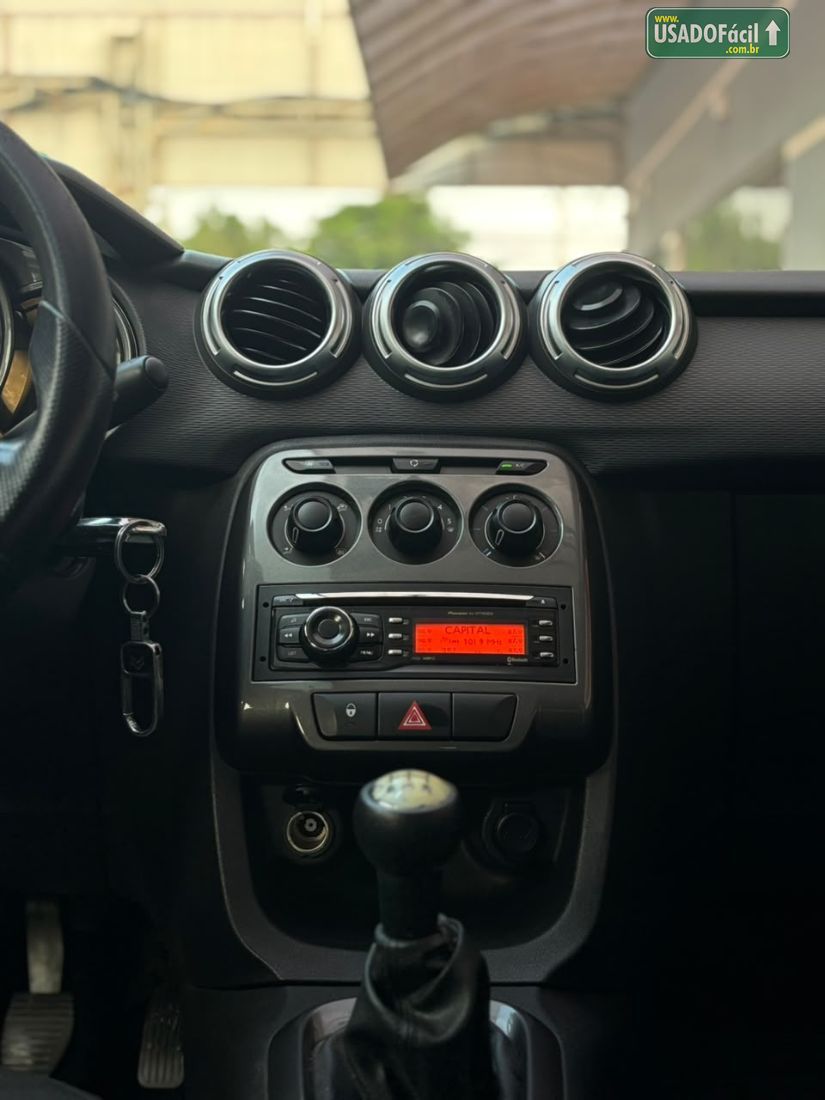 Citroen C3 Tendance 1.5 Mecânico Flex 5P 2013/2014 — foto 12 de 16