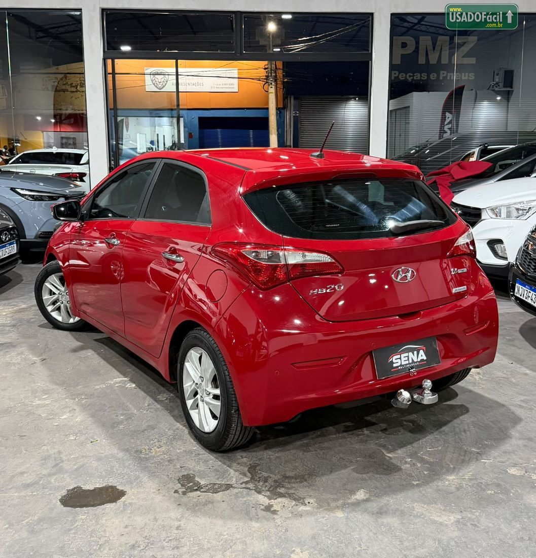 Hyundai HB20X Hatch Premium 1.6 Automático Flex 2015/2015 — foto 9 de 10