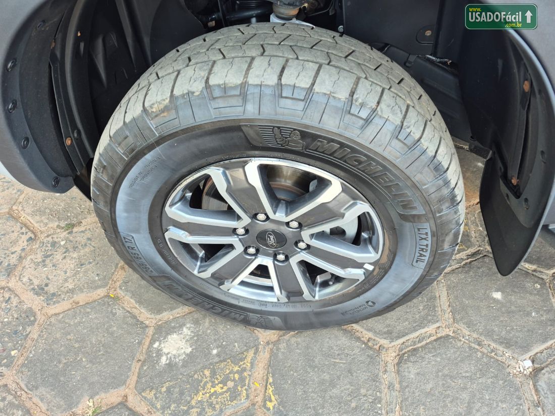 Ford Ranger XLT CD 3.0 V6 4x4 Turbo Automático Diesel 2025/2026 — foto 14 de 23