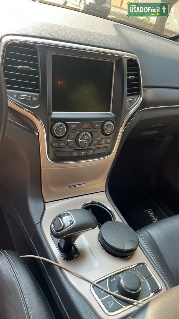 Jeep Grand Cherokee Limited 3.6 4x4 V6 Automático 2014/2015 — foto 12 de 19
