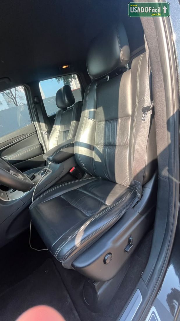 Jeep Grand Cherokee Limited 3.6 4x4 V6 Automático 2014/2015 — foto 15 de 19