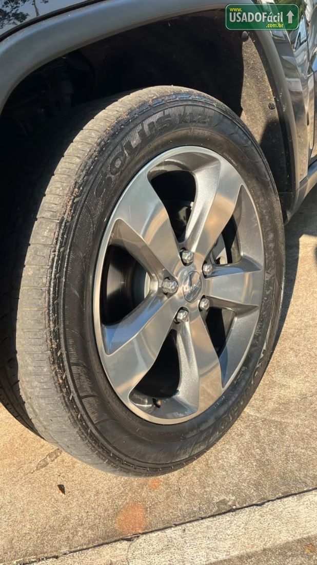 Jeep Grand Cherokee Limited 3.6 4x4 V6 Automático 2014/2015 — foto 9 de 19