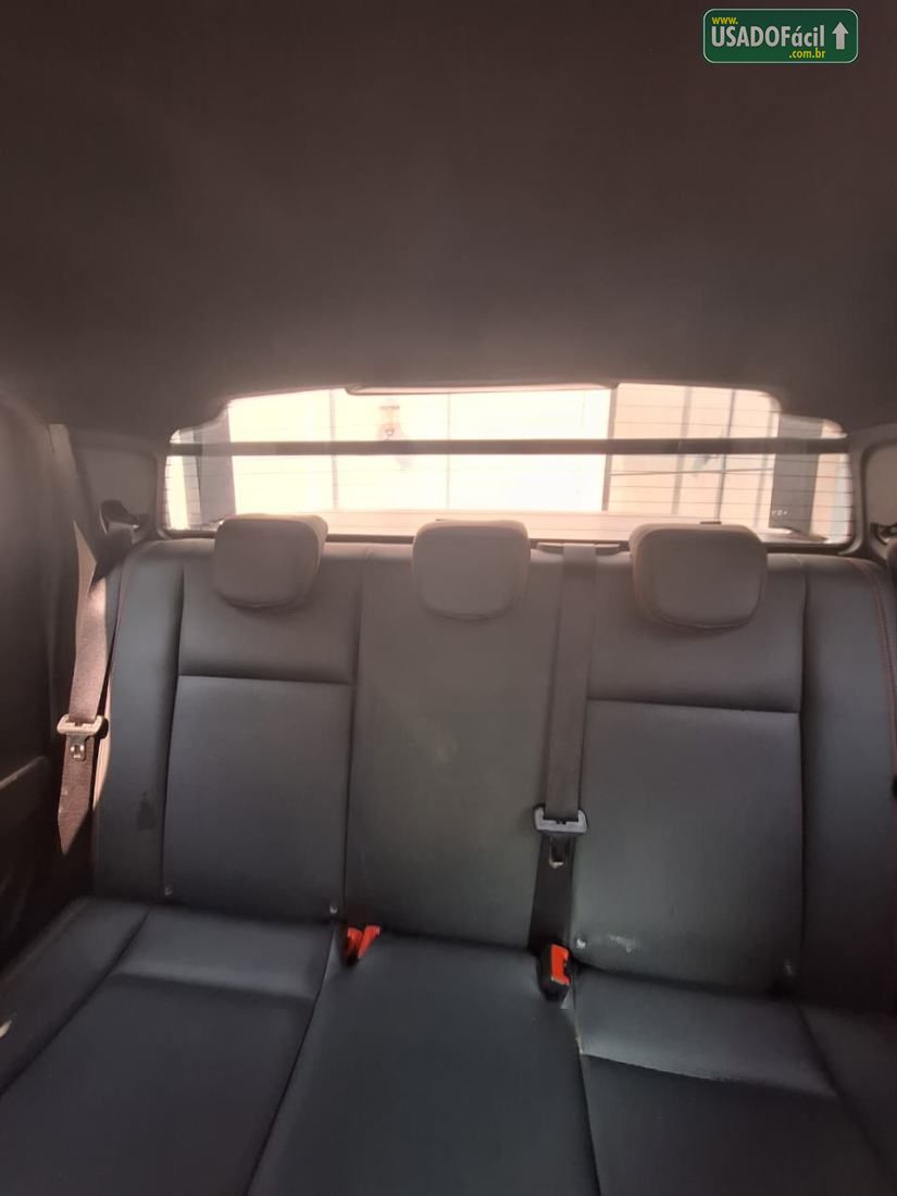 Fiat Strada Ultra CD 1.0 Turbo Automático Flex 2024/2025 — foto 14 de 17