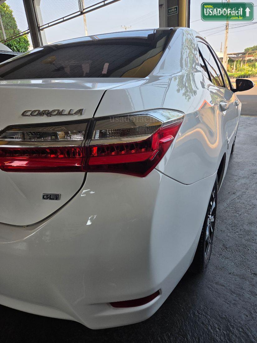Toyota Corolla GLi 1.8 Flex Automático CVT 2017/2018 — foto 6 de 12