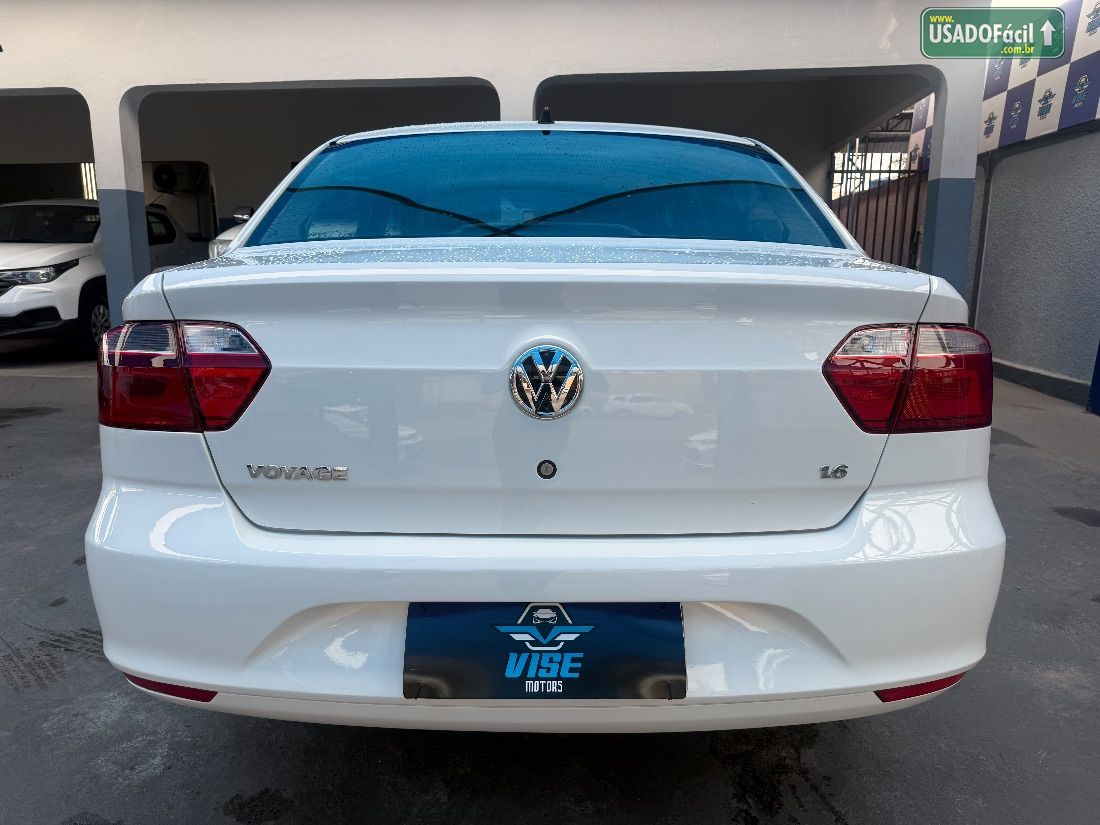 Volkswagen Voyage City 1.6 Mi Total Flex 2013/2013 — foto 6 de 16