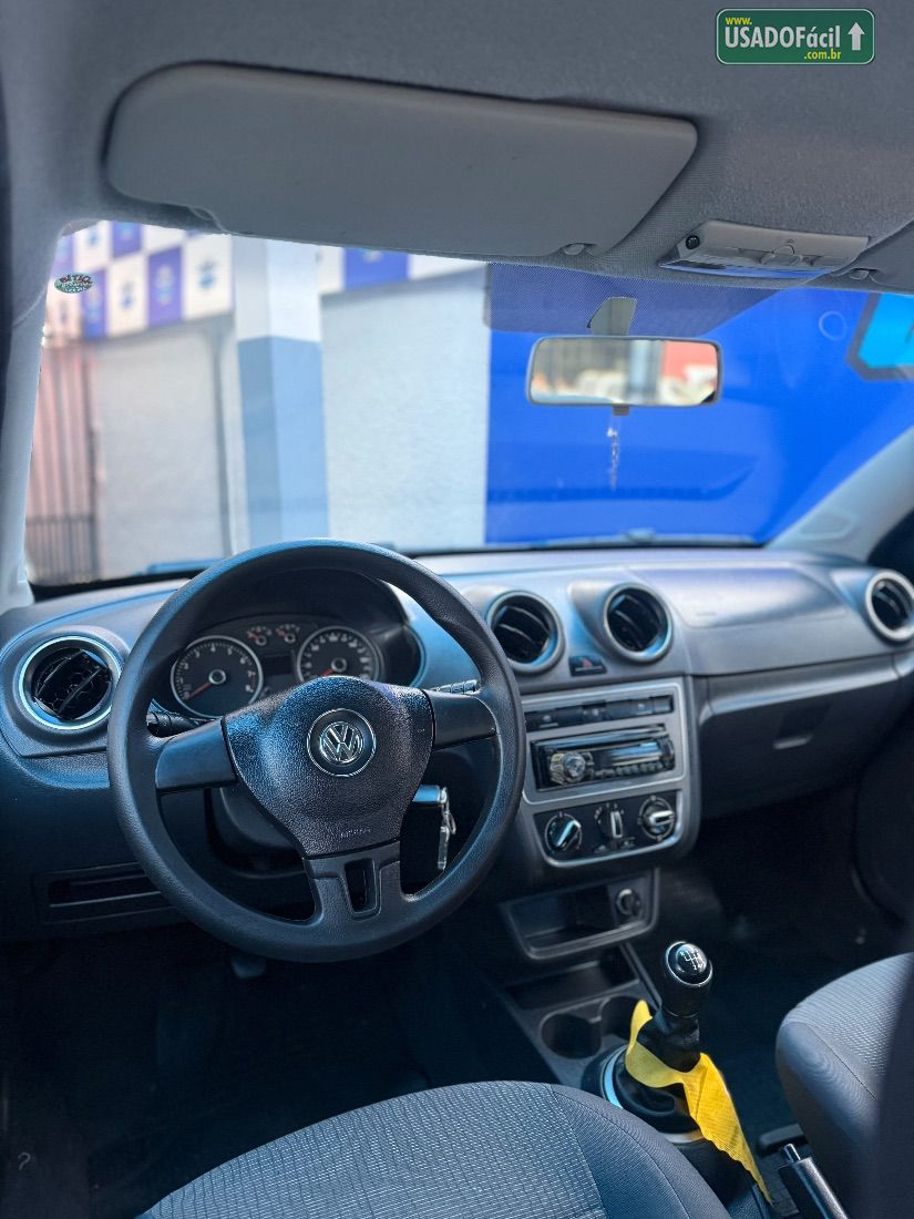 Volkswagen Voyage City 1.6 Mi Total Flex 2013/2013 — foto 9 de 16