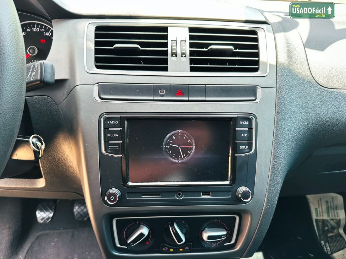 Volkswagen Fox Connect 1.6 4P Flex 2019/2019 — foto 9 de 16
