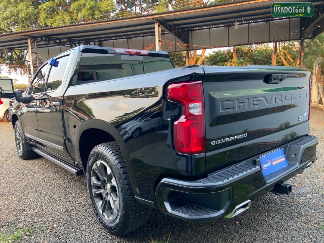CHEVROLET/GM Silverado High Country 5.3 V8 AWD Automático 2024/2025 — foto 3 de 9