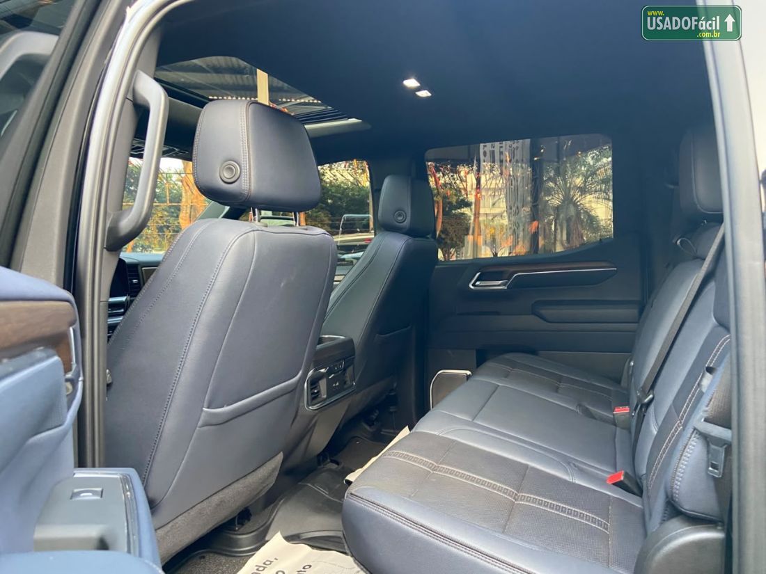 CHEVROLET/GM Silverado High Country 5.3 V8 AWD Automático 2024/2025 — foto 5 de 9