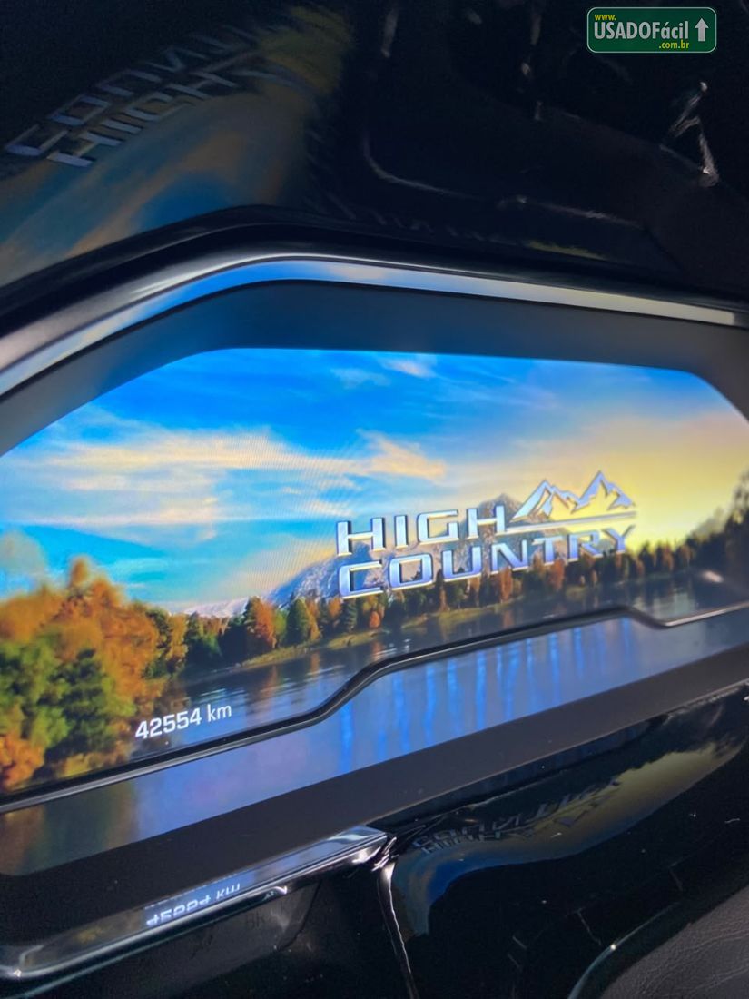 CHEVROLET/GM Silverado High Country 5.3 V8 AWD Automático 2024/2025 — foto 8 de 9