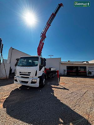 Iveco Iveco Tector 240E25 6x2 2P Diesel