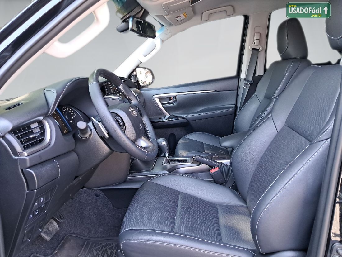 Toyota Hilux SW4 SRX Platinum 2.8 4x4 Turbo Automático Diesel 2025/2025 — foto 9 de 12
