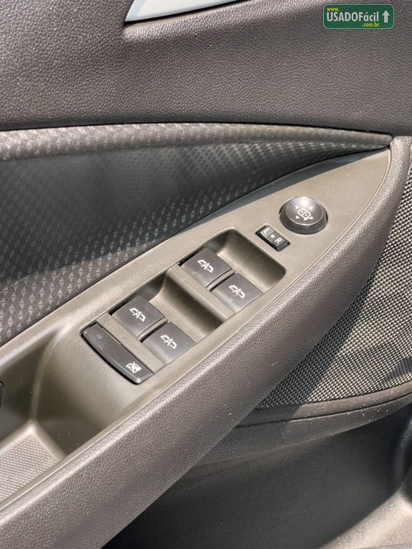 CHEVROLET/GM Onix Sedan Plus LT 1.0 Mecânico Flex 2020/2021 — foto 7 de 12