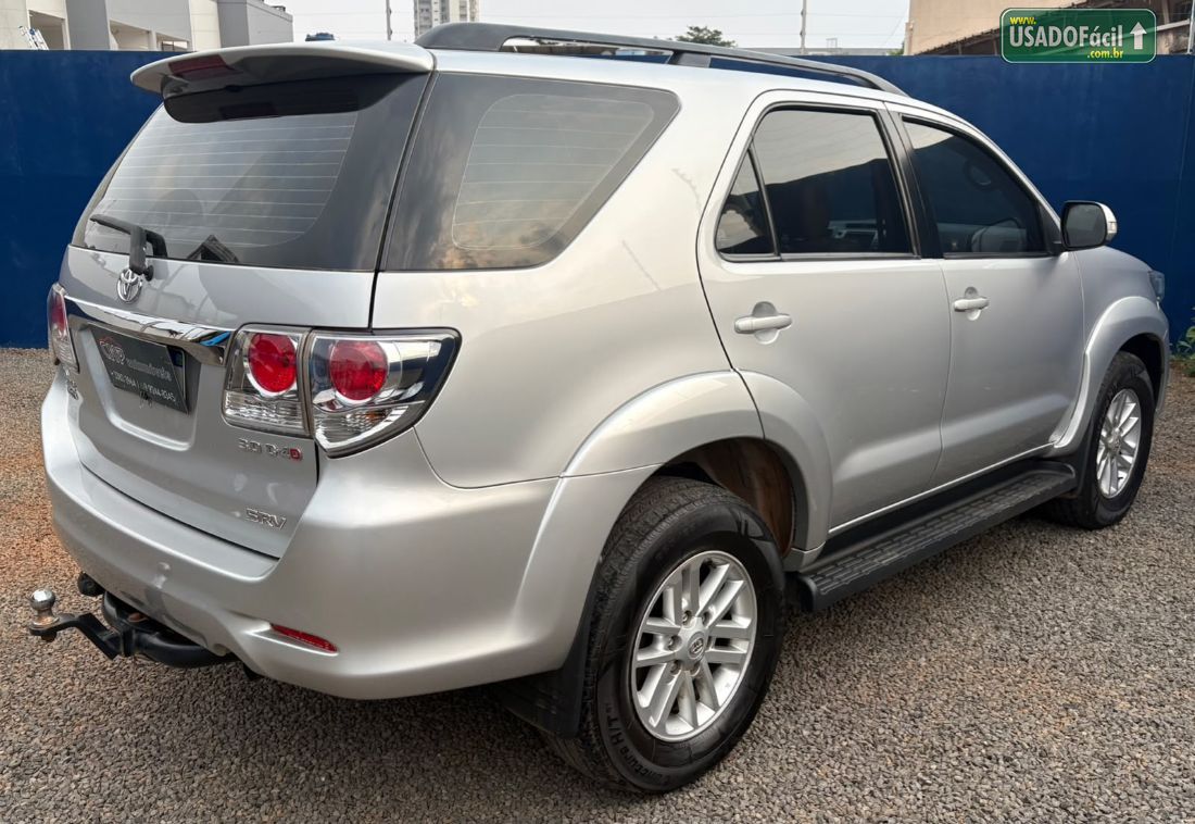 Toyota Hilux SW4 SRV D4-D 3.0 4x4 TDI Automático Diesel 2014/2014 — foto 6 de 15