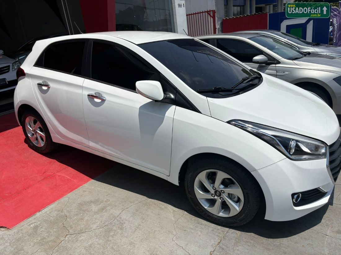 Hyundai HB20 Hatch Premium 1.6 Automático Flex 2016/2016 — foto 3 de 8