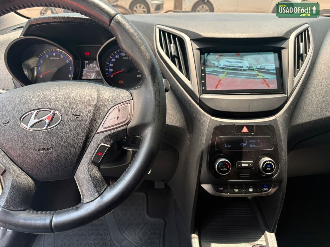 Hyundai HB20 Hatch Premium 1.6 Automático Flex 2016/2016 — foto 6 de 8