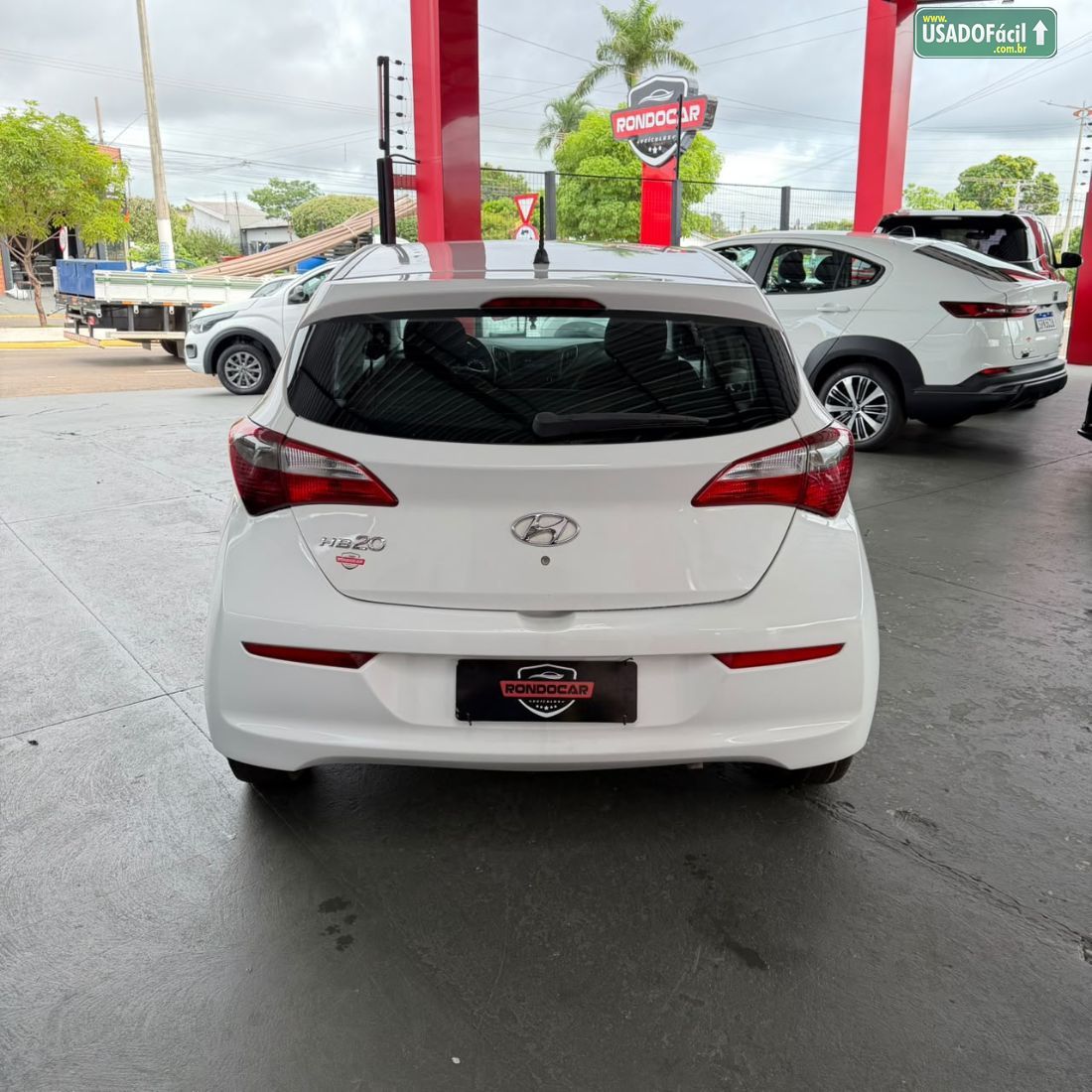 Hyundai HB20 Hatch Unique 1.0 Mecânico Flex 2018/2019 — foto 4 de 10