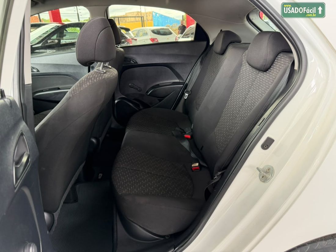 Hyundai HB20 Hatch Unique 1.0 Mecânico Flex 2018/2019 — foto 8 de 10