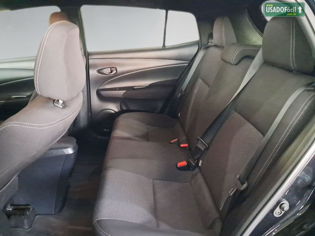 Toyota Yaris Hatch XL 1.5 Automático Flex 2024/2025 — foto 8 de 12