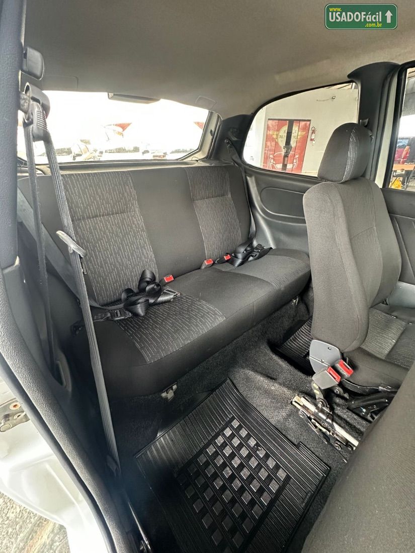 Fiat Palio Celebration Economy 1.0  Fire Flex 2P 2013/2013 — foto 8 de 10