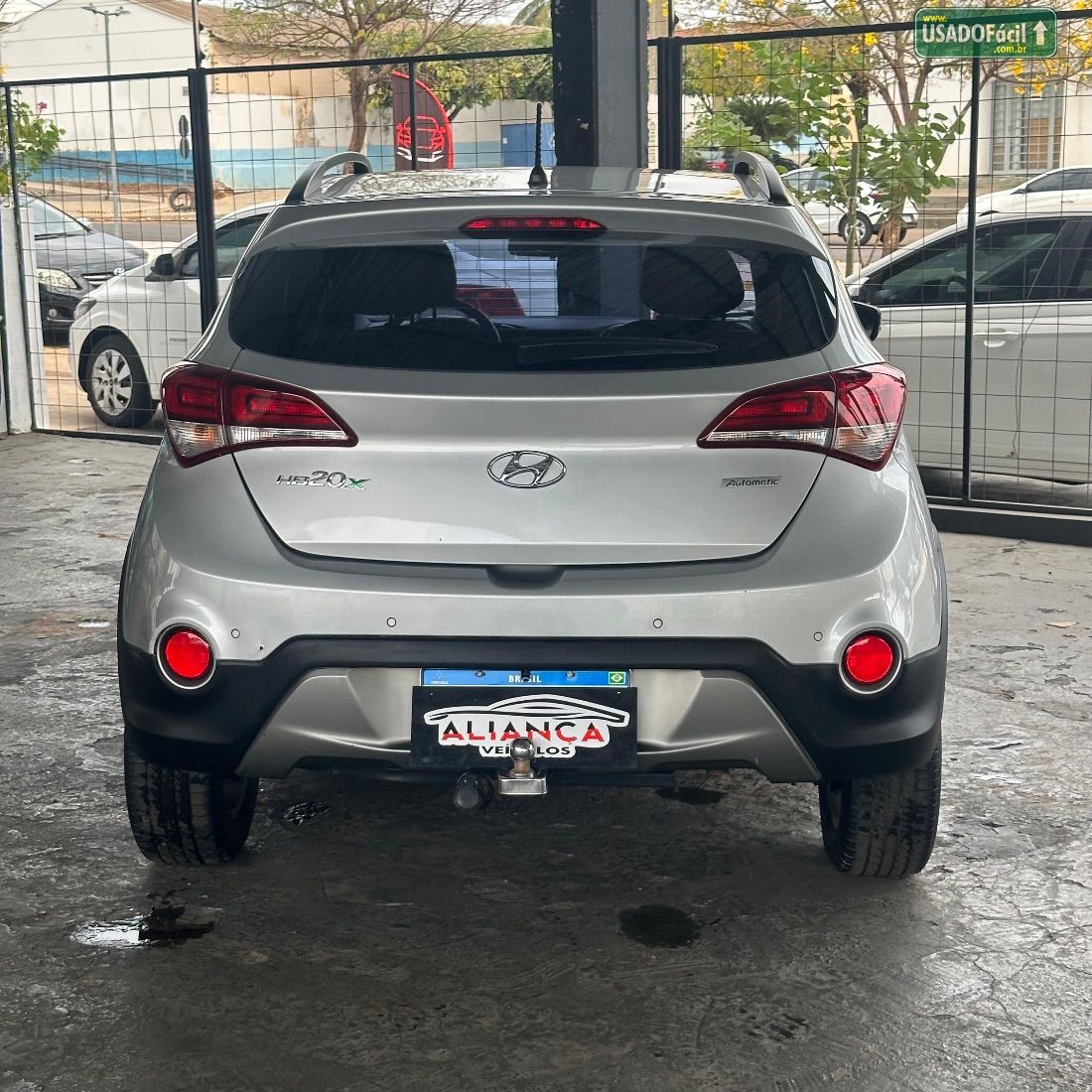 Hyundai HB20X Hatch Premium 1.6 Automático Flex 2016/2016 — foto 5 de 10