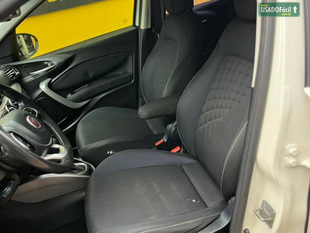 Fiat Argo Precision 1.8 Automático Flex 2017/2018 — foto 9 de 10