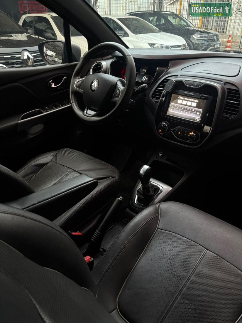 Renault Captur Intense Bose 1.6 Automático Flex 2020/2021 — foto 10 de 17