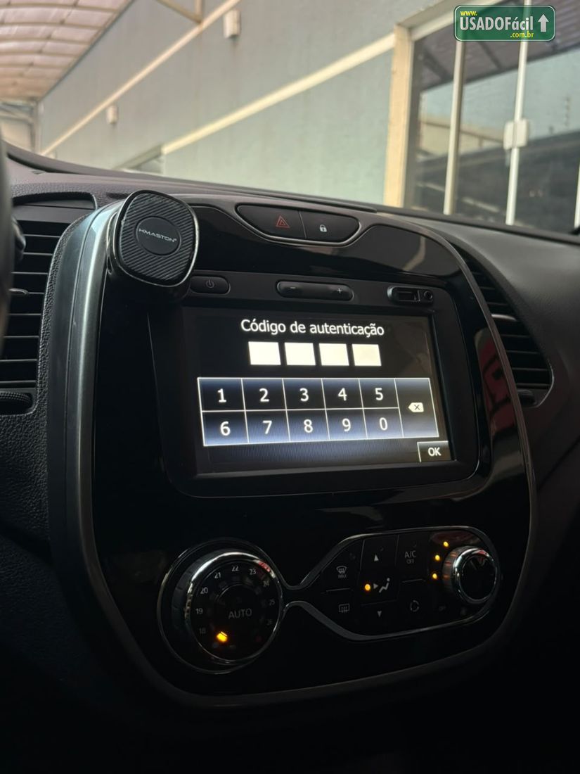 Renault Captur Intense Bose 1.6 Automático Flex 2020/2021 — foto 12 de 17
