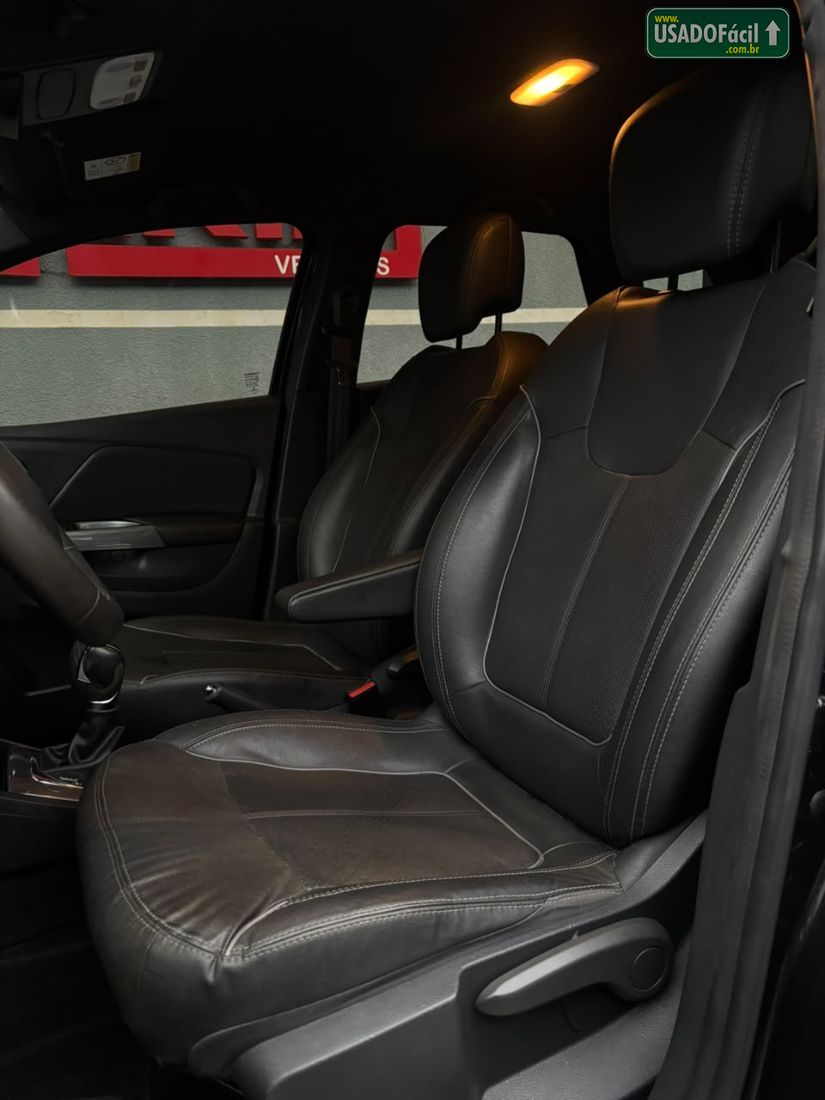 Renault Captur Intense Bose 1.6 Automático Flex 2020/2021 — foto 15 de 17