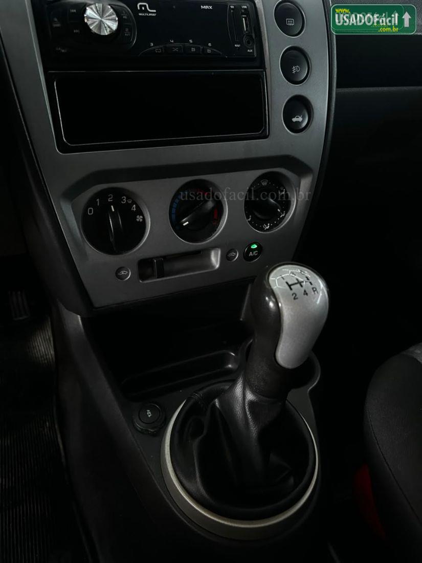 FORD Fiesta Sedan 1.6 Mecânico Flex 2014/2014 — foto 13 de 15