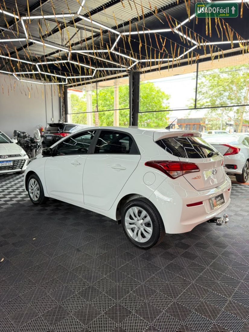 Hyundai HB20 Hatch Comfort Plus 1.6 Automático Flex 2017/2017 — foto 6 de 15
