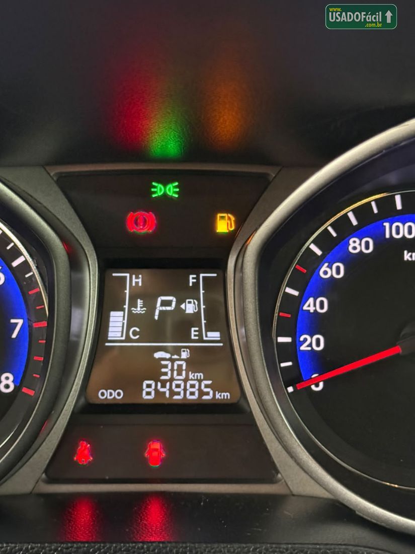 Hyundai HB20 Hatch Comfort Plus 1.6 Automático Flex 2017/2017 — foto 8 de 15