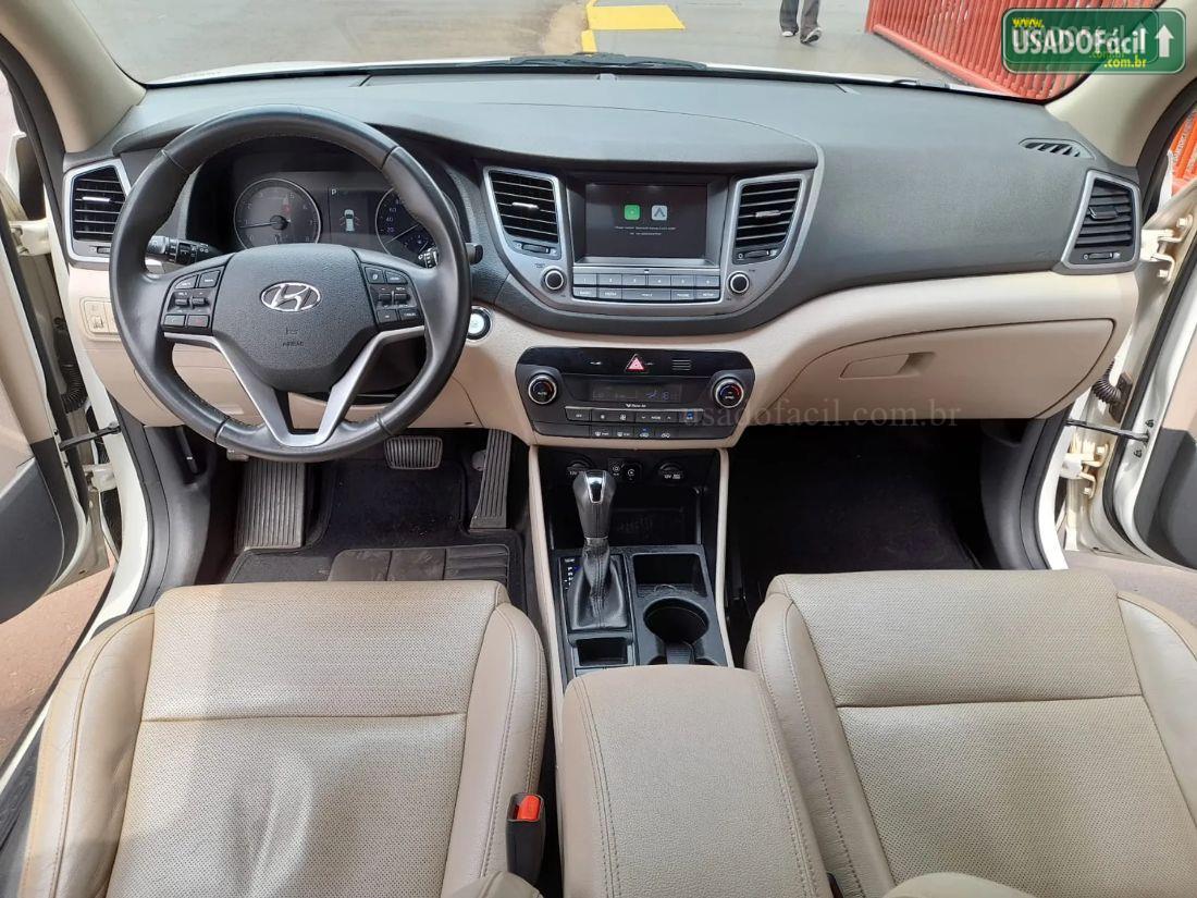 HYUNDAI Tucson GLS 1.6 Turbo Automático Flex 2017/2018 — foto 9 de 13