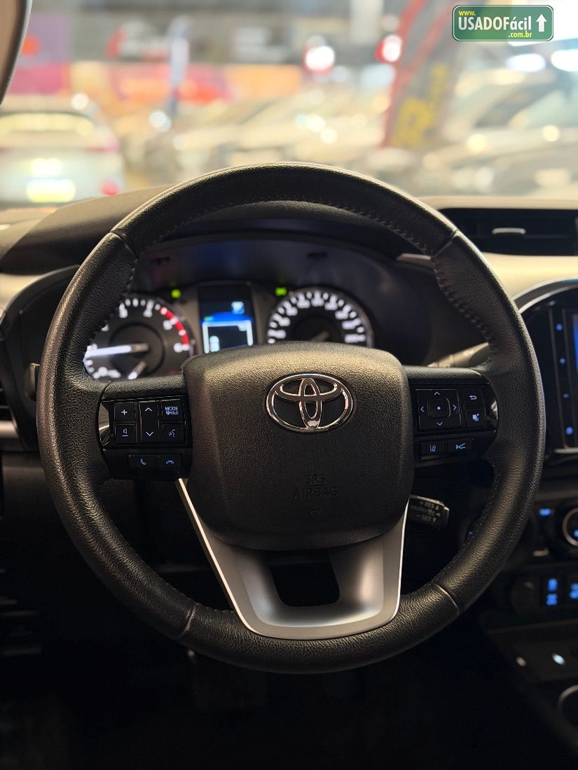 Toyota Hilux SRX CD 2.8 4x4 TDI Automático Diesel 2025/2025 — foto 8 de 11