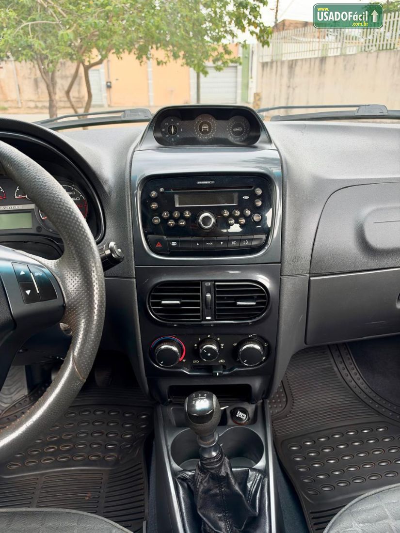 Fiat Palio Weekend Adventure 1.8 Flex 2015/2016 — foto 11 de 20