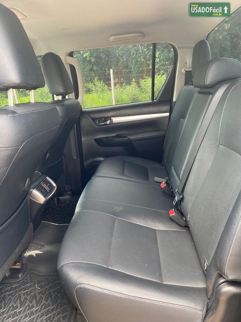 Toyota Hilux SRX CD 2.8 4x4 TDI Automático Diesel 2022/2022 — foto 10 de 14