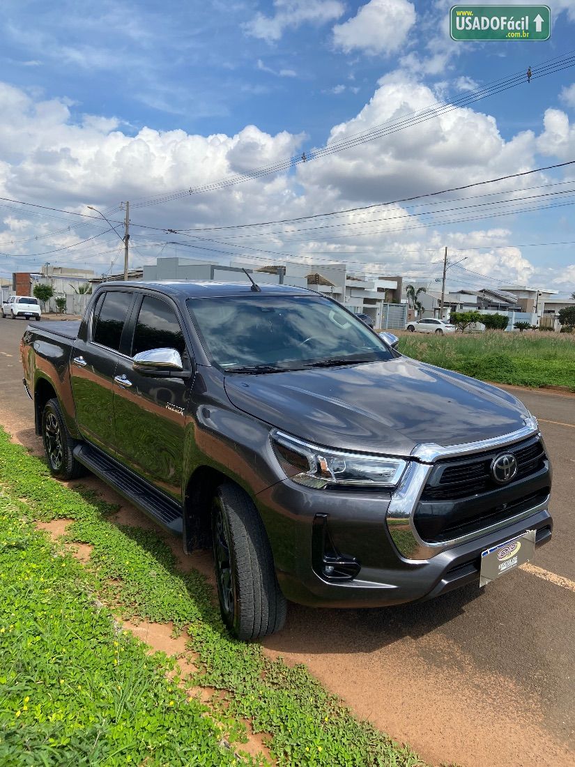 Toyota Hilux SRX CD 2.8 4x4 TDI Automático Diesel 2022/2022 — foto 3 de 14