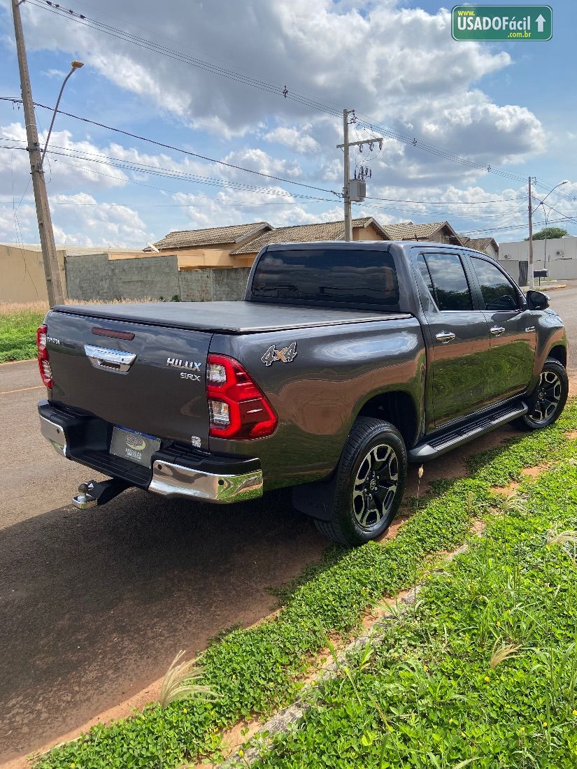 Toyota Hilux SRX CD 2.8 4x4 TDI Automático Diesel 2022/2022 — foto 4 de 14