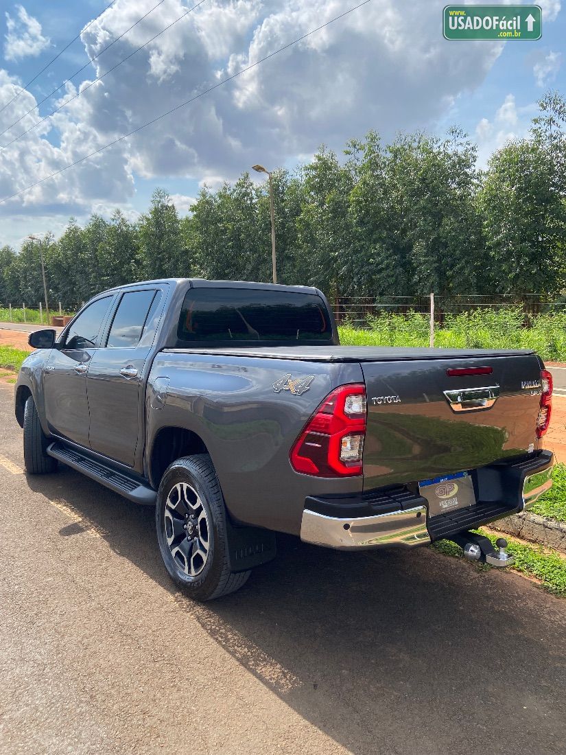 Toyota Hilux SRX CD 2.8 4x4 TDI Automático Diesel 2022/2022 — foto 6 de 14