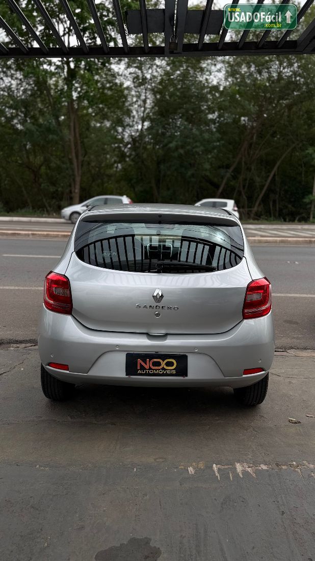 Renault Sandero Expression 1.0 Flex 5P 2018/2019 — foto 5 de 12