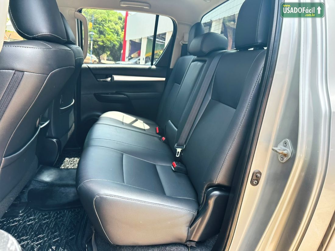 Toyota Hilux SRV CD 2.8 4x4 TDI Automático Diesel 2017/2017 — foto 12 de 17