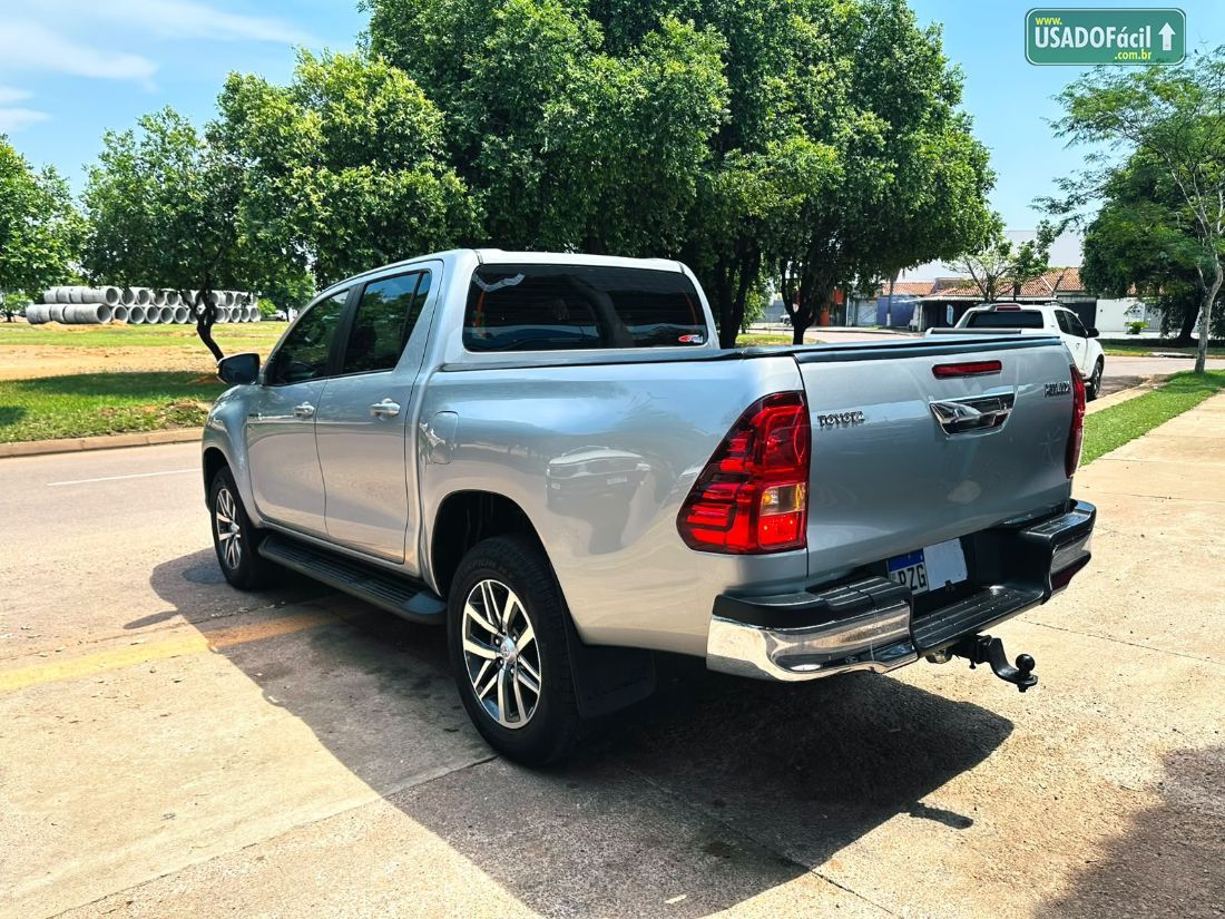 Toyota Hilux SRV CD 2.8 4x4 TDI Automático Diesel 2017/2017 — foto 14 de 17