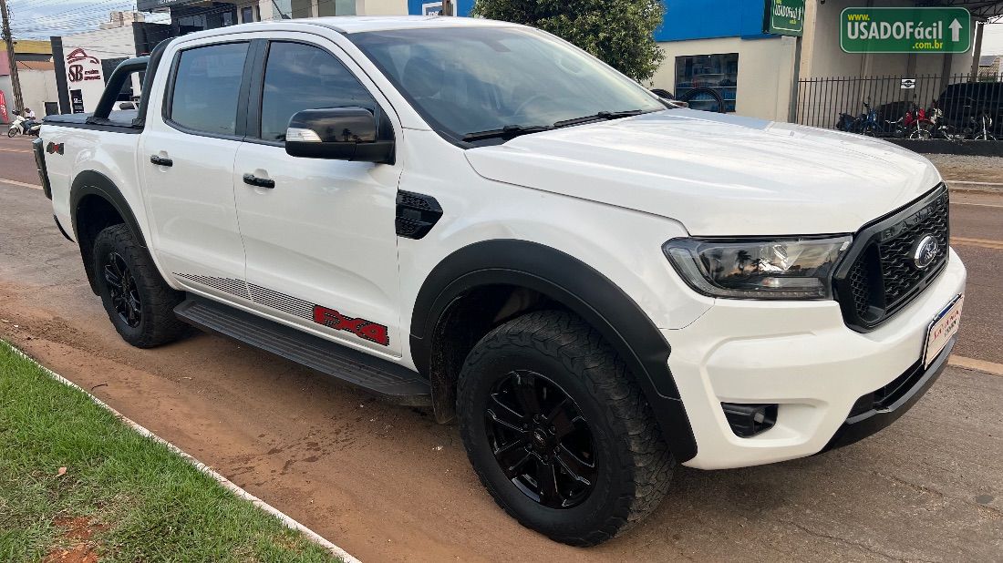 Ford Ranger FX4 CD 3.2 4x4 Automático Diesel 2022/2023 — foto 3 de 13