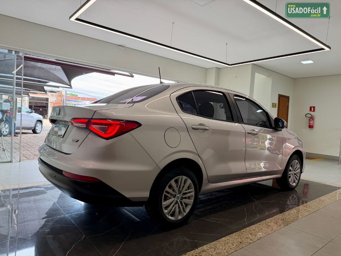 Fiat Cronos Drive 1.3 Mecânico Flex 2023/2023 — foto 4 de 10