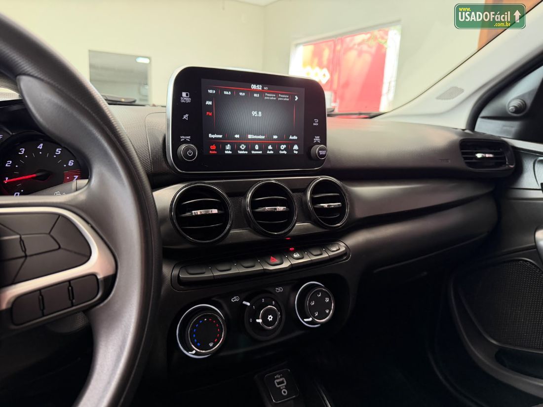 Fiat Cronos Drive 1.3 Mecânico Flex 2023/2023 — foto 8 de 10