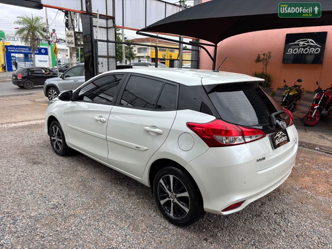 Toyota Yaris Hatch XS 1.5 Automático Flex 2019/2019 — foto 4 de 13